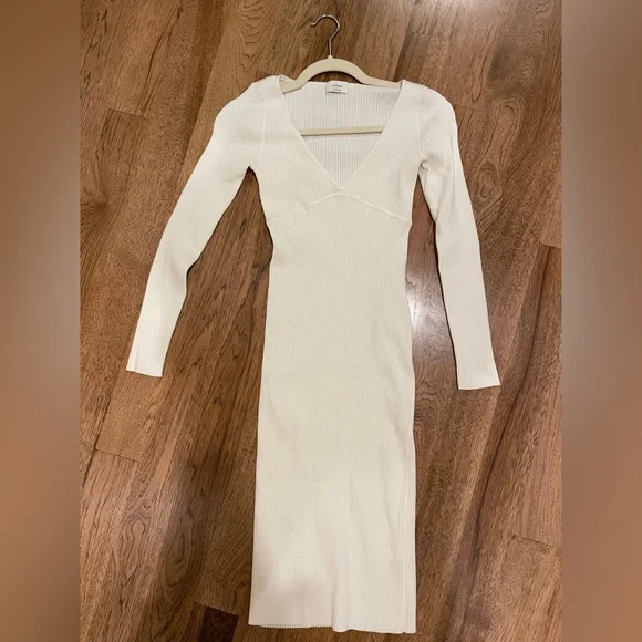 Aritzia | Dresses | Brand New Aritzia White Knit Dress | Poshmark